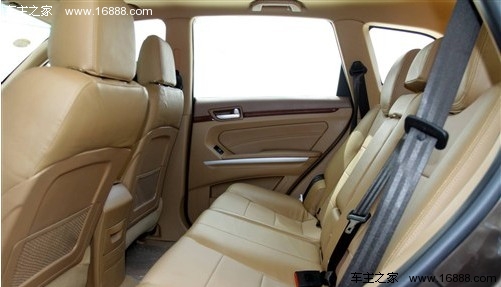 4款配置齐全实用SUV导购 均不到20万元(13) 大家车网