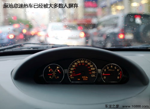 千萬(wàn)別被忽悠了 寒冷冬季熱車(chē)都有哪些竅門(mén)