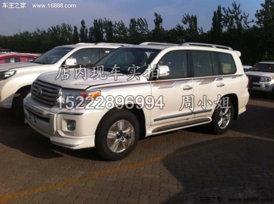 丰田酷路泽4000中东版52万起 时尚沙漠王子_