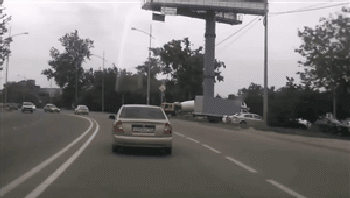 一周车事囧图 苏州绿宝广场车震火了