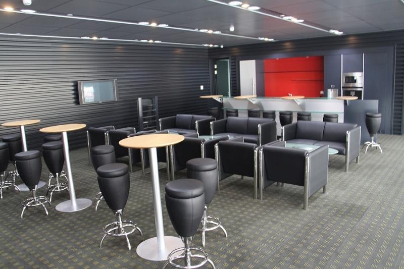 0_4s店休息区图片 - 无锡保时捷中心