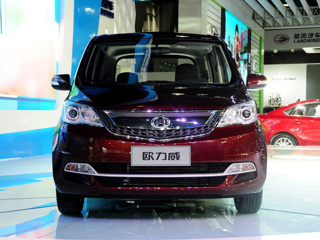 欧力威汽车改装前保险杠 欧力威前保险杠怎么拆