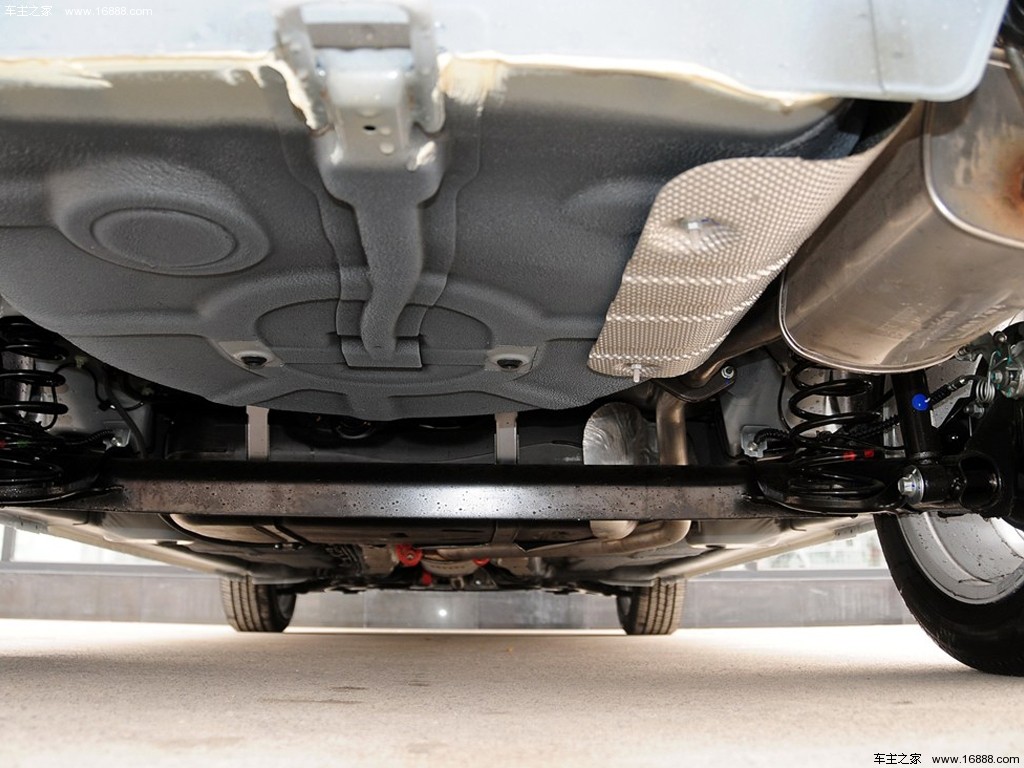 荣威350改日行灯