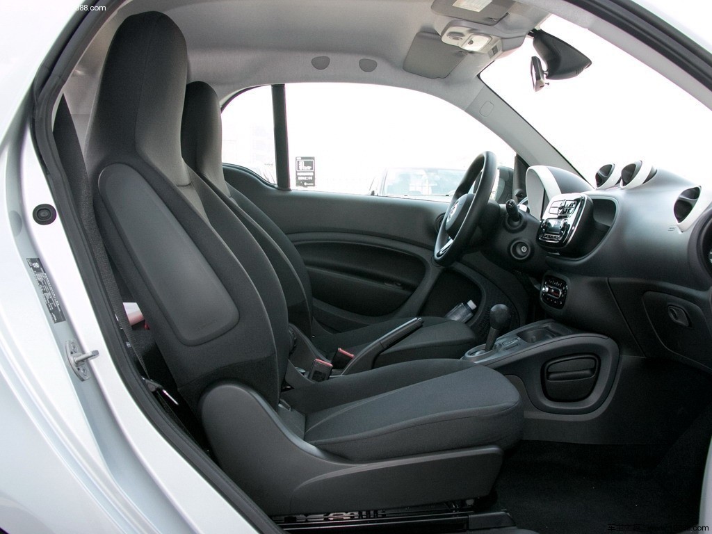 2016款 基本型|smart fortwo内饰图片 – 车主之家