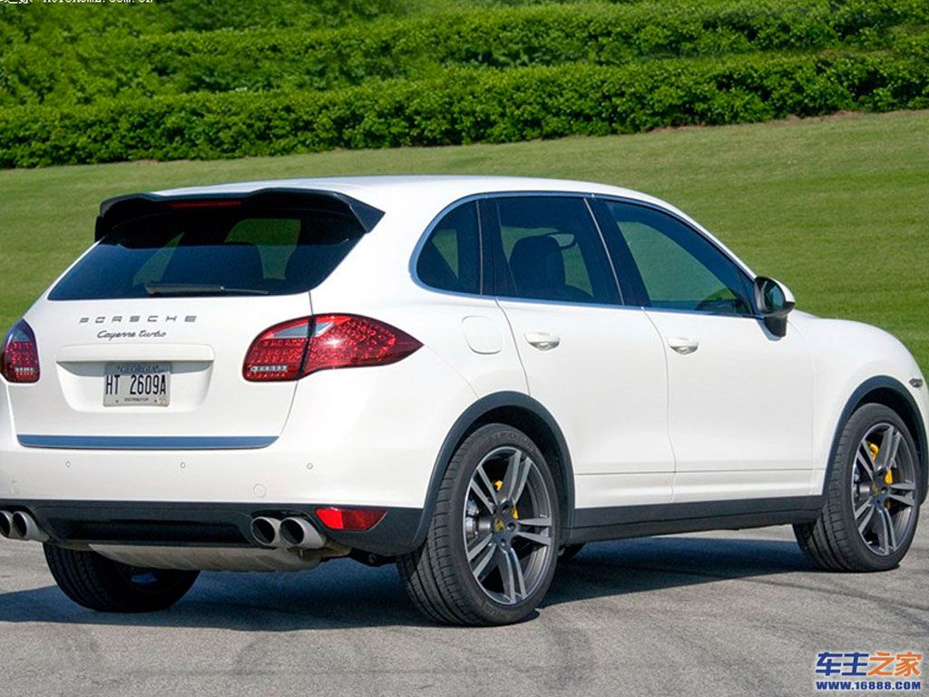 汽车图库 保时捷 保时捷 卡宴(99/516) 外观 白色 卡宴 参考成交价