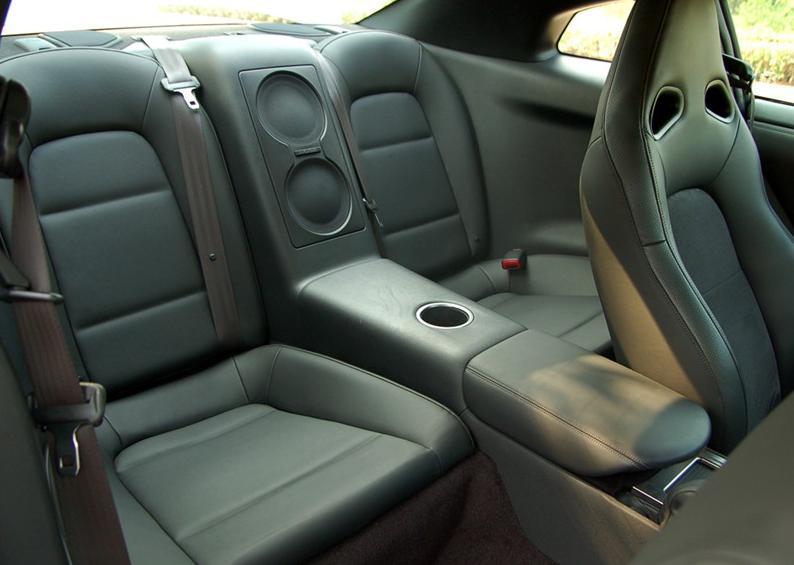 日产gt-r日产gt-r后排座椅