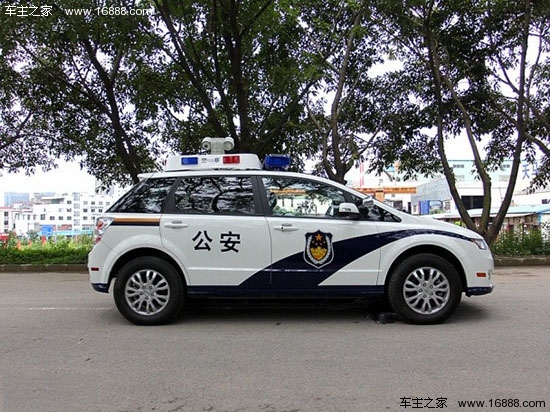 正式加入公安 实拍图解比亚迪e6警车版