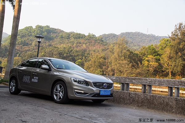 宜家宜商试驾体验沃尔沃亚太s60l