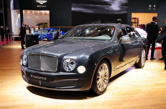 新款刚到店的蓝色慕尚宾利上海店价优90万谈